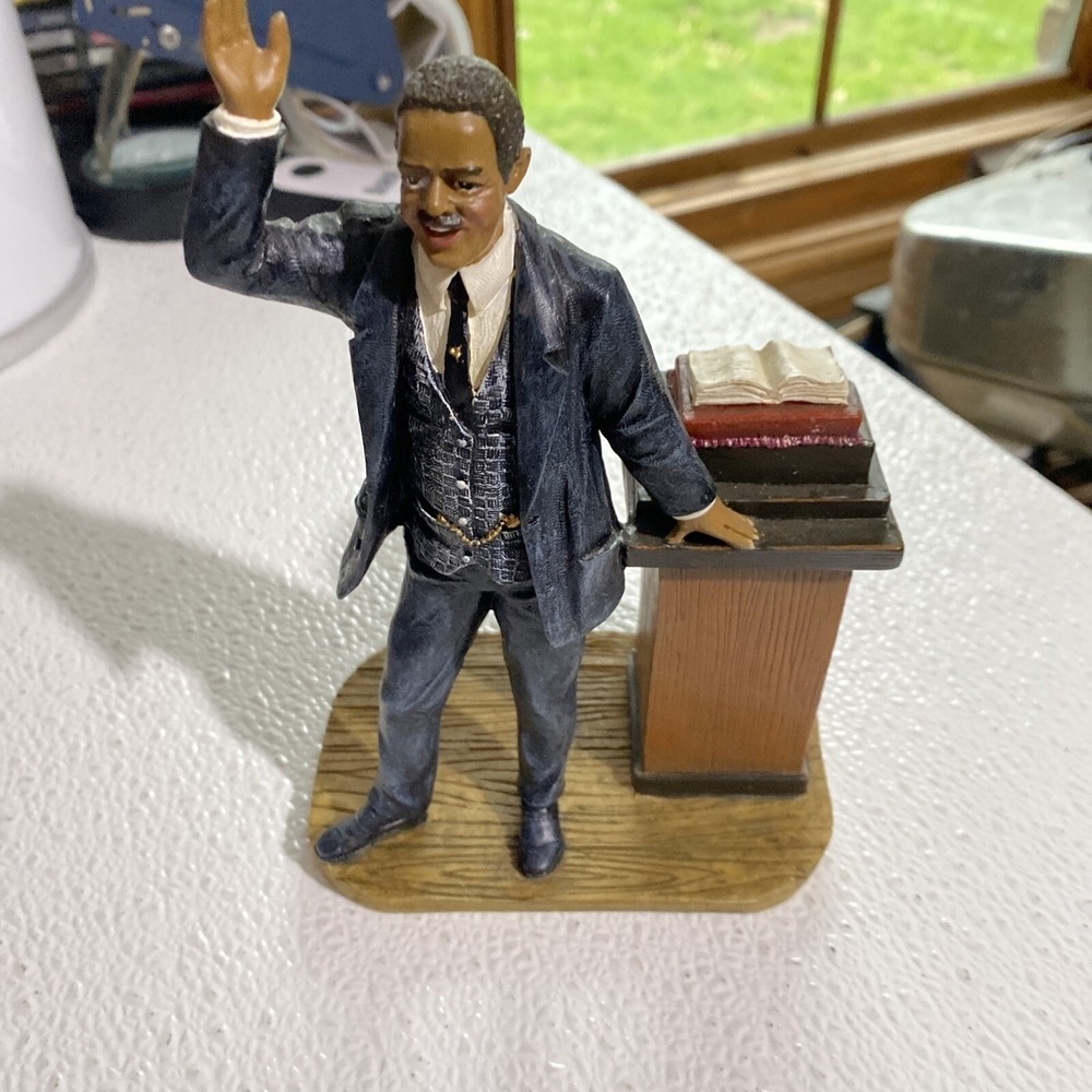 Artistic Impressions Heritage Series Reverend Love Figurine Limited Edition Navy